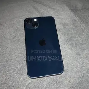 New Apple iPhone 13 128 GB Blue
