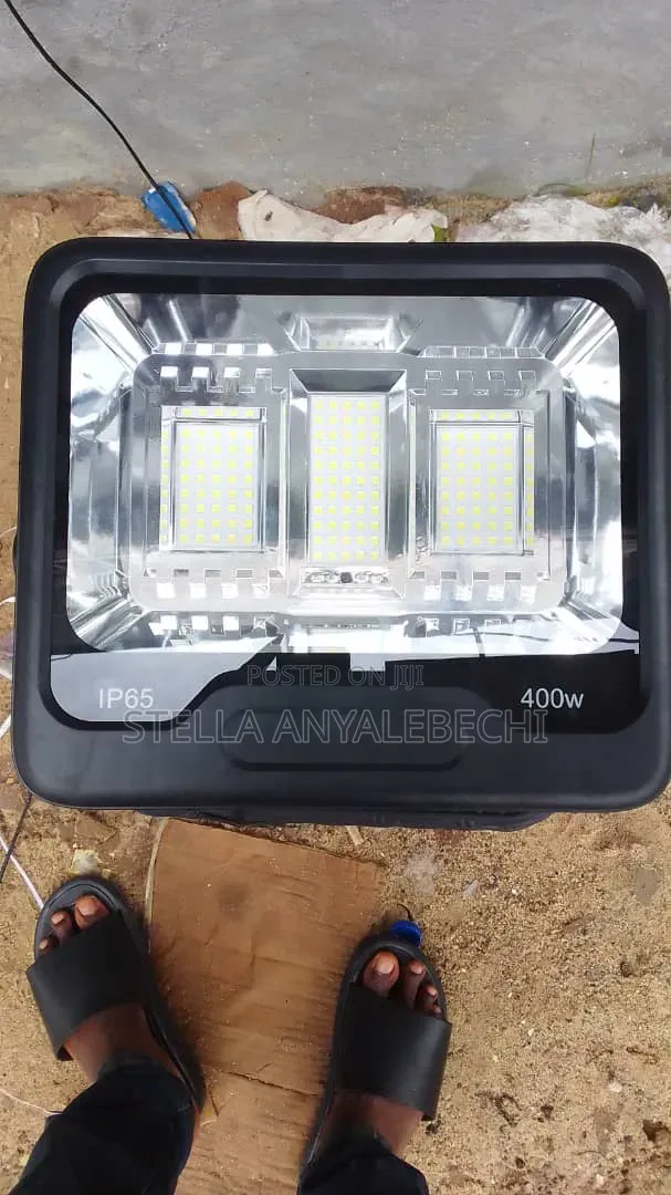 Super Bright Solar Flood Light+ Remote Control (300w)