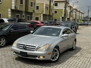 Mercedes-Benz CLS 2009 Silver