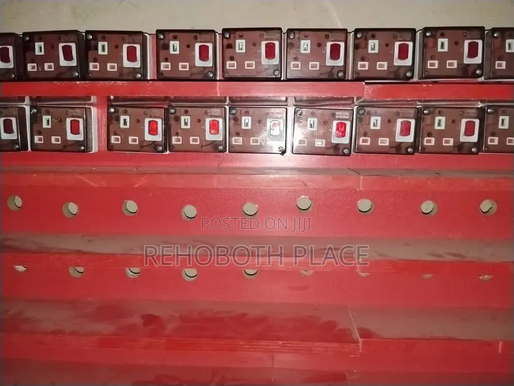 Multiple Phone Battery Charging Points