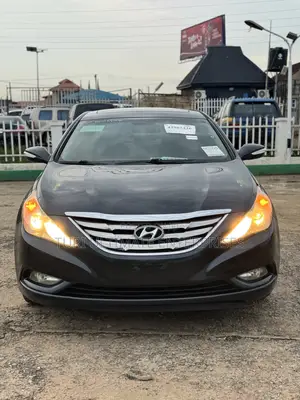 Hyundai Sonata Limited Sedan FWD (2.4L 4cyl 6A) 2013 Gray