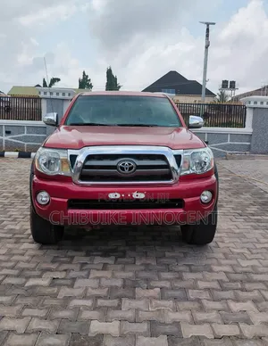 Toyota Tacoma 2010 Red