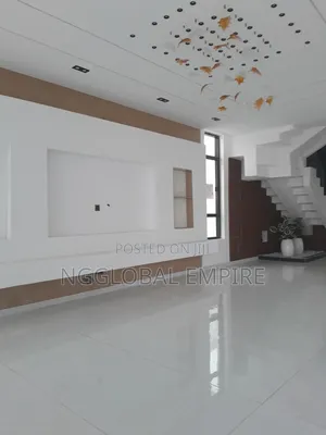 5bdrm Duplex in Chevron Alternative for rent