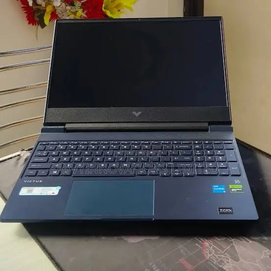 Laptop HP Victus 15 8GB Intel Core i5 SSD 1T