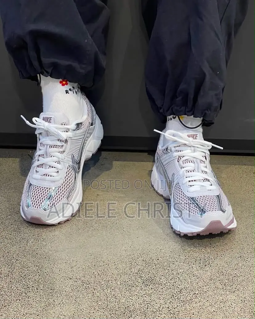 Nike Air Vomero 5 SNKS