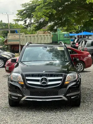 Mercedes-Benz GLK-Class 350 2014 Black