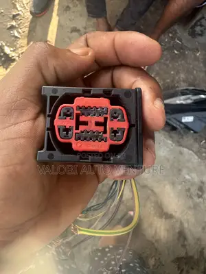 Headlight Socket Range Rover 2020