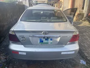 Toyota Camry 2005 Silver