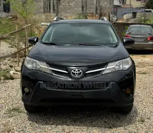Toyota RAV4 Limited 4dr SUV (2.5L 4cyl 6A) 2014 Black