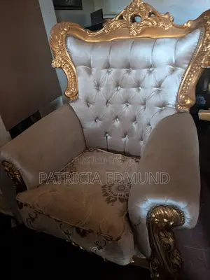 Royal Chair Set