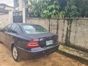 Mercedes-Benz C240 2002 Blue