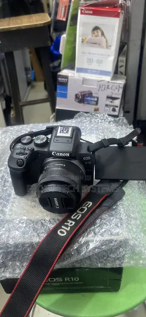 Canon Eos R10 Mirrorless Video Camera