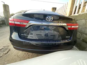 Toyota Avalon XLE 4dr Sedan (3.5L 6cyl 6A) 2015 Green