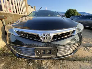 Toyota Avalon XLE 4dr Sedan (3.5L 6cyl 6A) 2015 Green