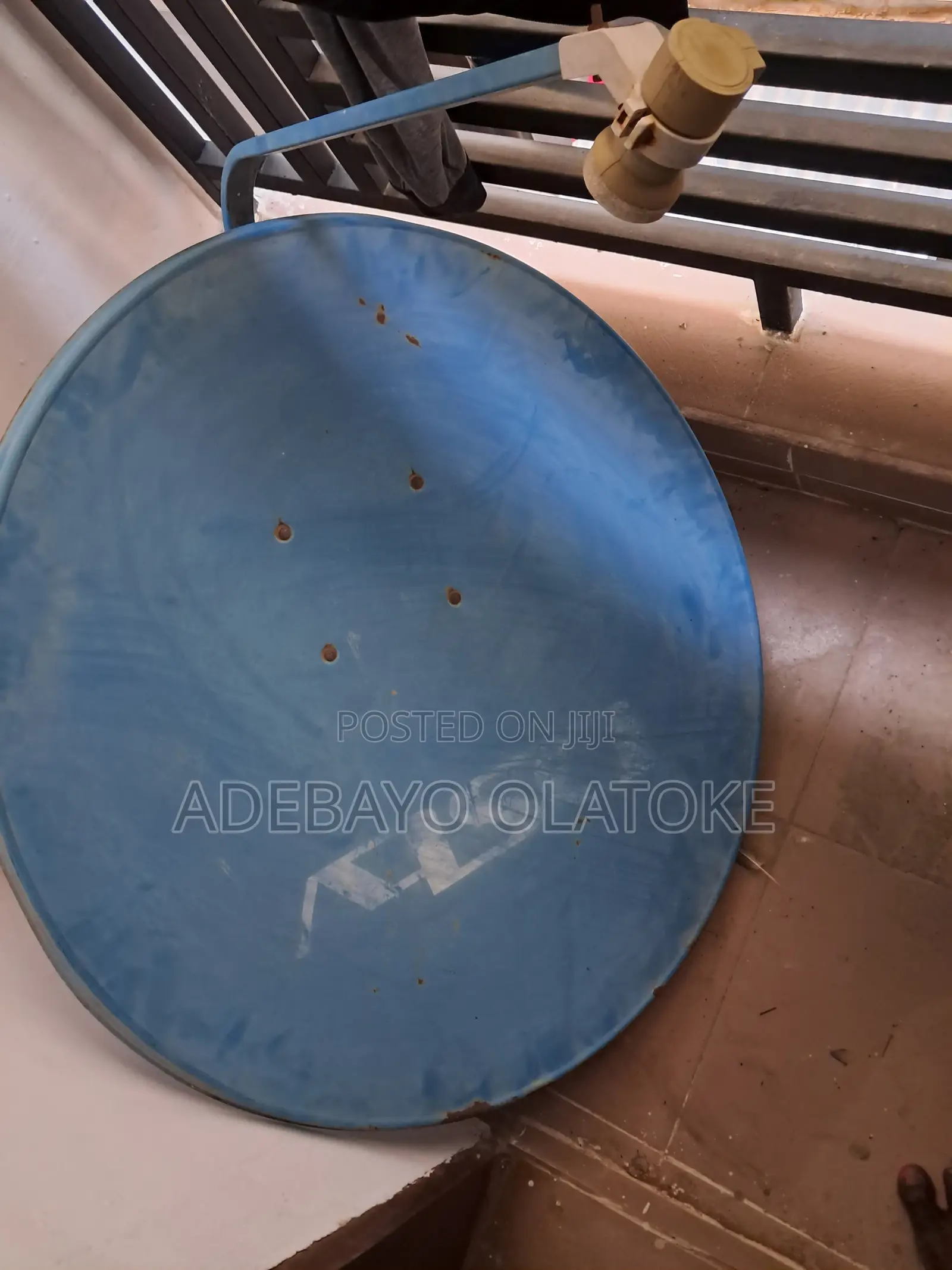 Used DSTV Decoder+90cm Dish+Lnb