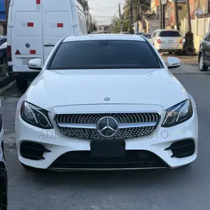 Mercedes-Benz E300 4Matic AWD Sedan (2.0L 4cyl 9A) 2017 White