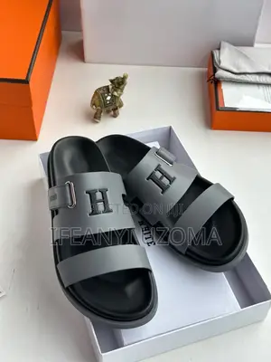 Nice Designer Classic Slippers Slide