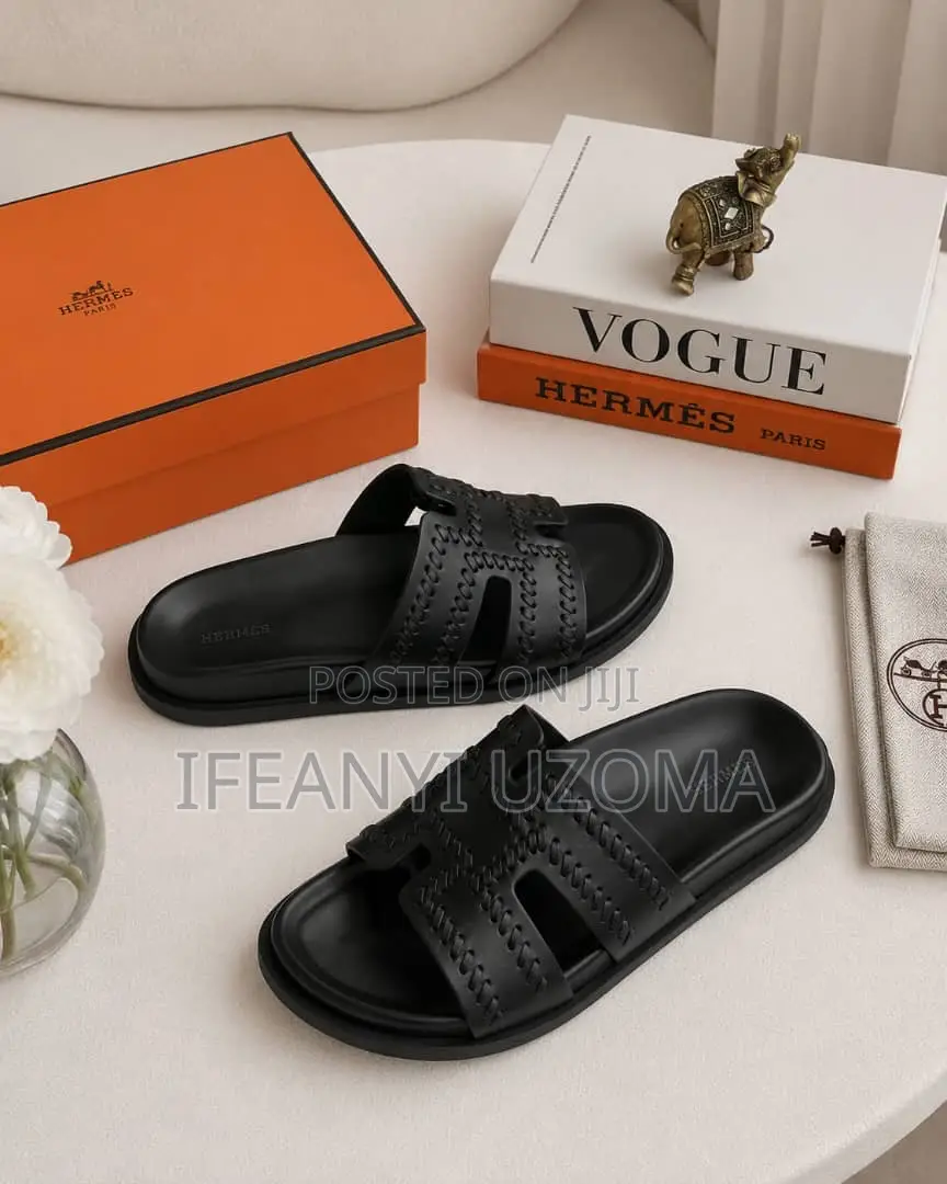 Nice Designer Classic Slippers Slide