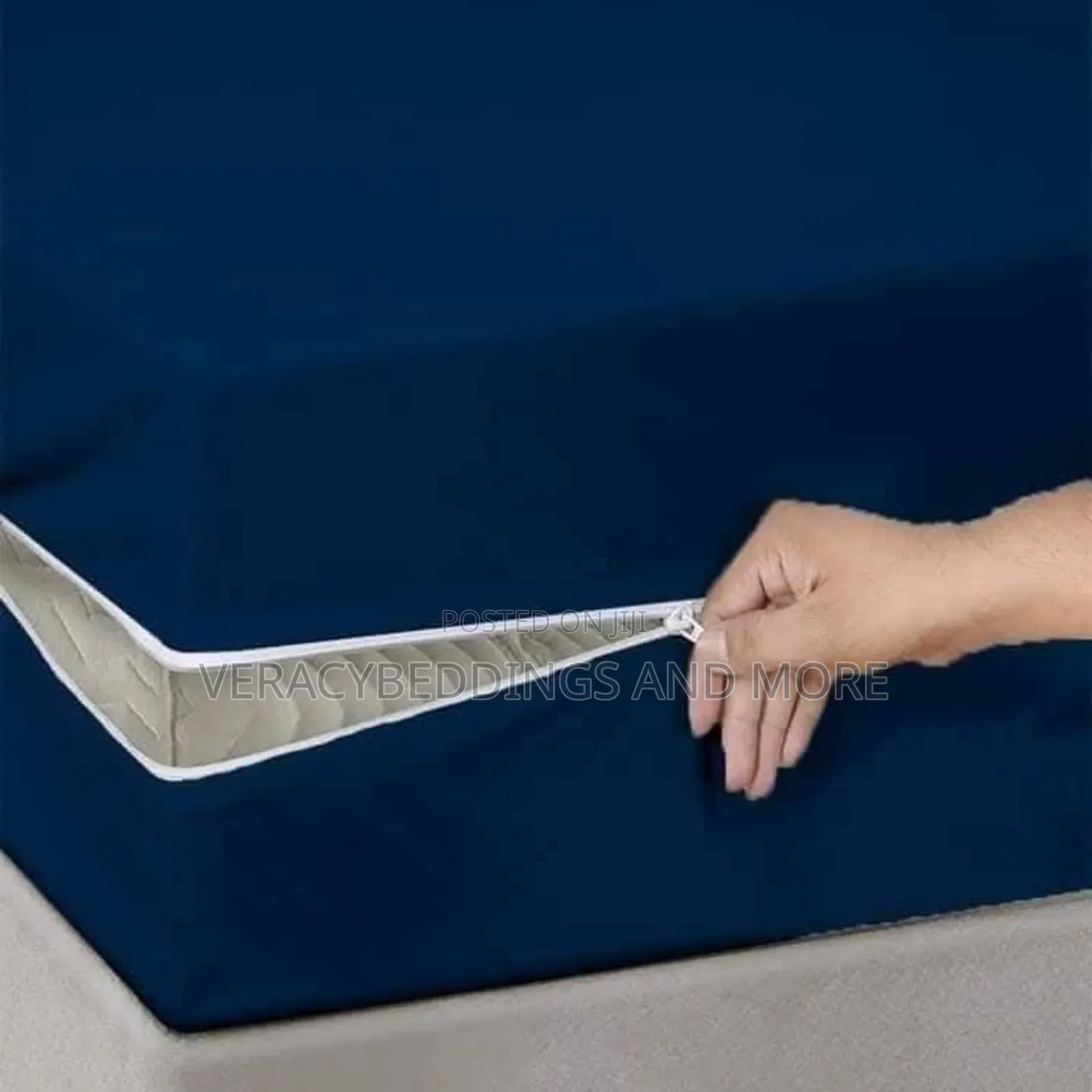 Ziplock Waterproof Bedcover