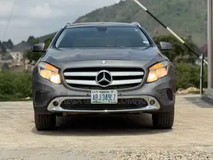 Mercedes-Benz GLA-Class GLA250 4dr SUV (2.0L 4cyl Turbo 7AM) 2015 Gray