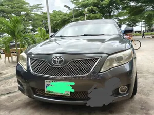 Toyota Camry 2.4 XLE 2008 Gray