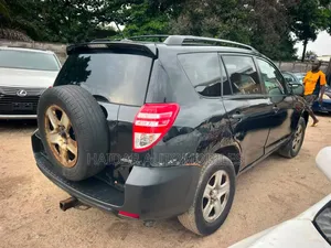 Toyota RAV4 2012 Black