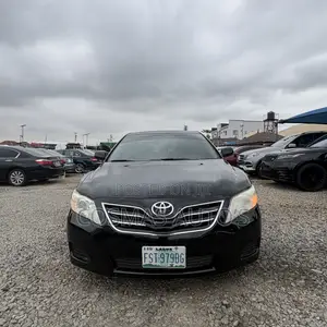 Toyota Camry 2010 Black