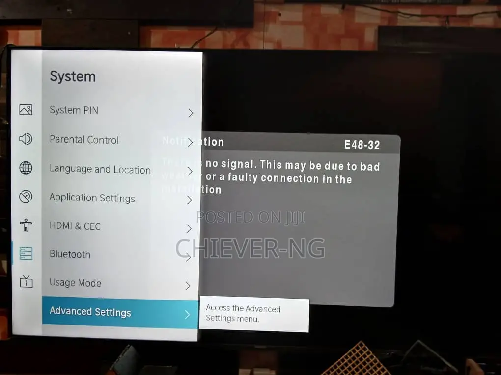 58” Hisense Smart Tv
