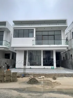 4bdrm Duplex in Royal Pine, Chevron for sale