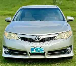 Toyota Camry 2013 Silver