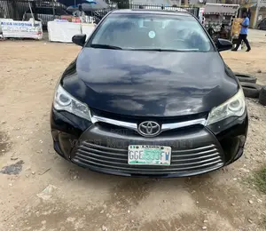 Toyota Camry XLE 4dr Sedan (2.5L 4cyl 6A) 2016 Black