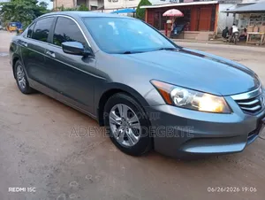 Honda Accord 2011 Gray