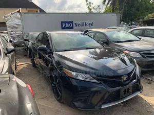 Toyota Camry 2018 Black