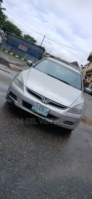Honda Accord 2007 Silver