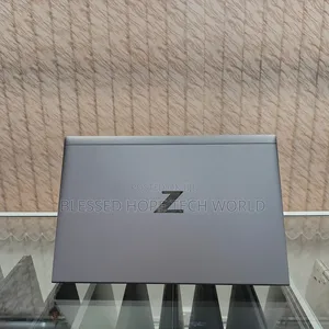 Laptop HP ZBook Firefly G8 16GB Intel Core i5 SSD 256GB