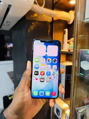 Apple iPhone 11 Pro Max 64 GB Green
