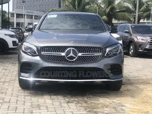 Mercedes-Benz GLC-Class 2017 Blue