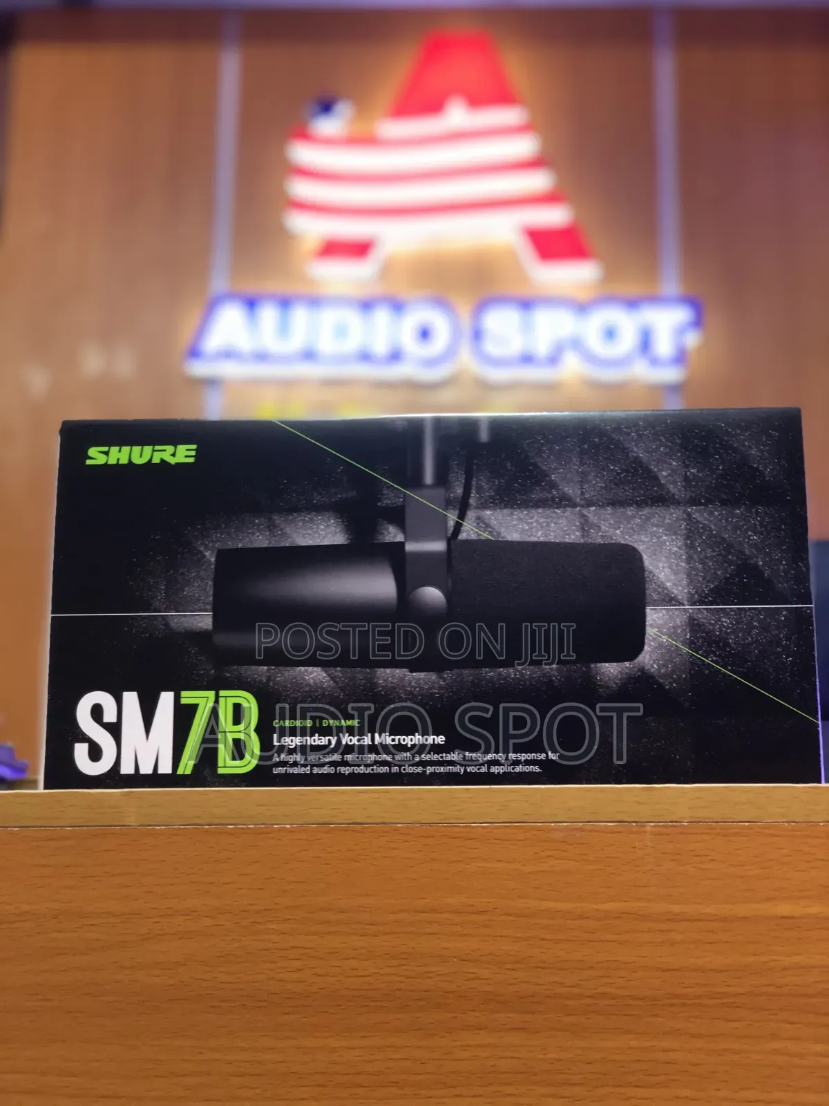 Quality Professional Podcast Dynamic Microphone (Shure Sm-7b)