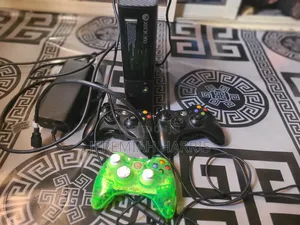 Xbox 360 E Consile