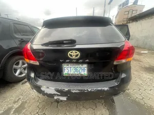 Toyota Venza AWD 2010 Black