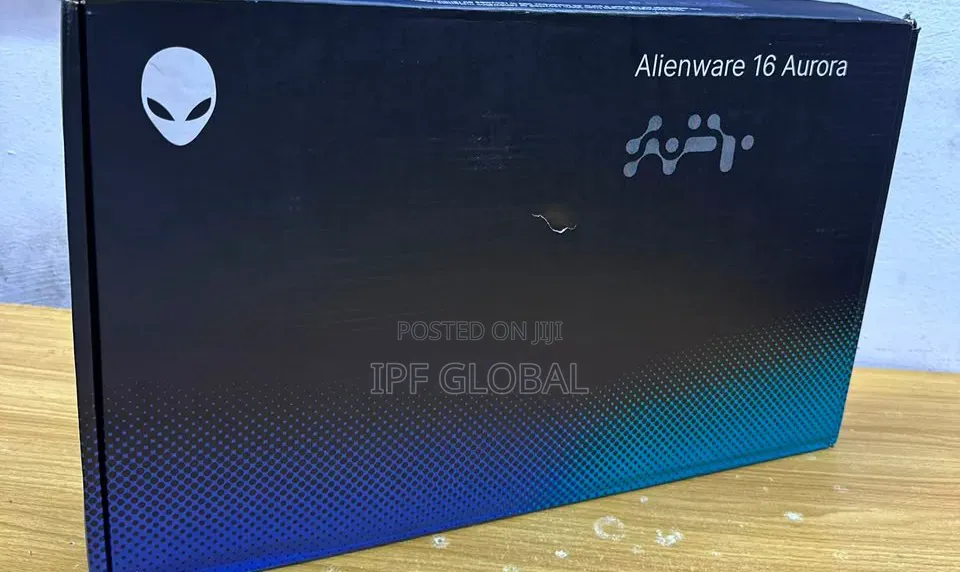 New Laptop Alienware 16x Aurora 32GB Intel Core Ultra 9 SSD 1T