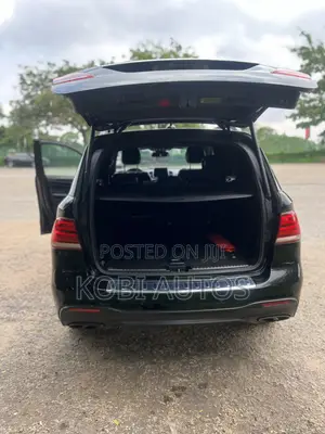 Mercedes-Benz GLE-Class 2016 Black