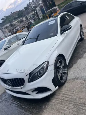 Mercedes-Benz C400 2016 White