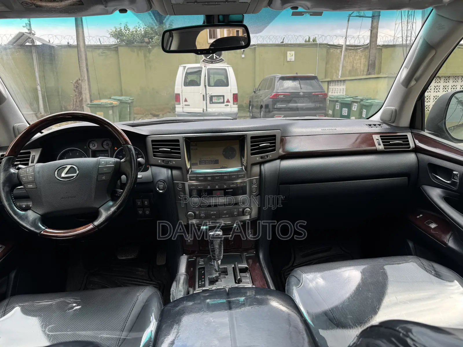 Lexus LX 570 2010 Black