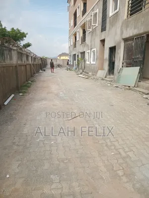 1bdrm Block of Flats in Mabushi for rent