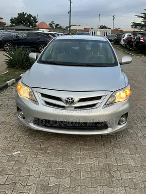 Toyota Corolla 2013 Silver