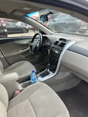 Toyota Corolla 2012 Silver
