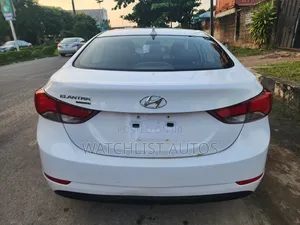 Hyundai Elantra 2015 White