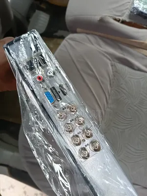 8 Channels Hikvision DVR