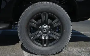 New Toyota Hilux 2025 Black